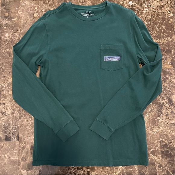 Vineyard Vines 🐳 long sleeve pocket t-shirt - Picture 2 of 5